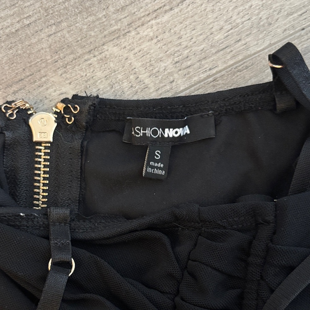 Fashion Nova Black Ruched Maxi Dress - Picture 3 of 3